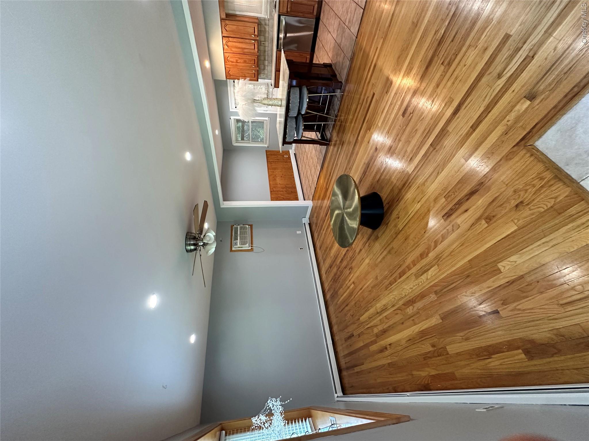 9 Elizabeth Drive – For Sale photo 10