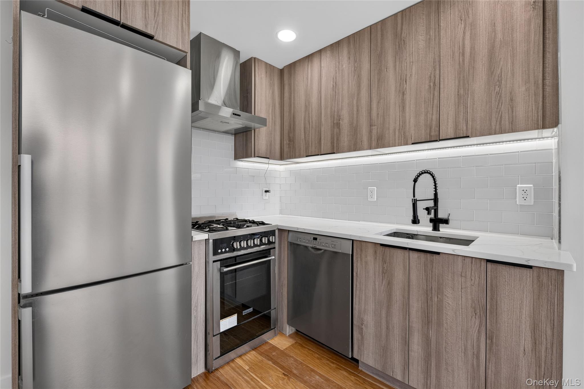 14617 Northern Boulevard, Unit 2A photo 2