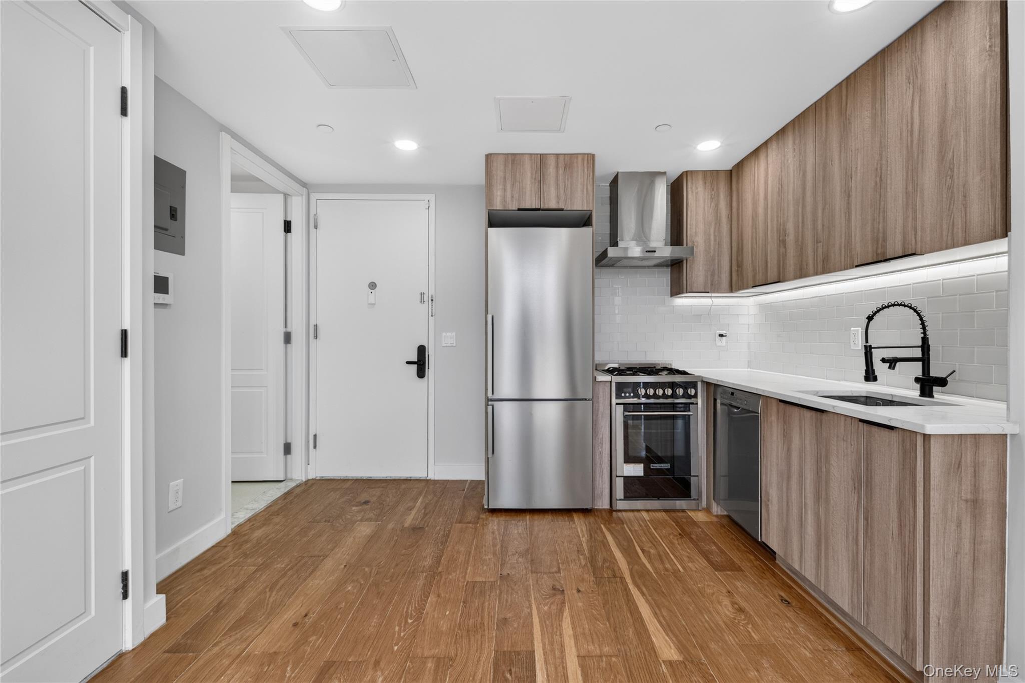 14617 Northern Boulevard, Unit 2A photo 6