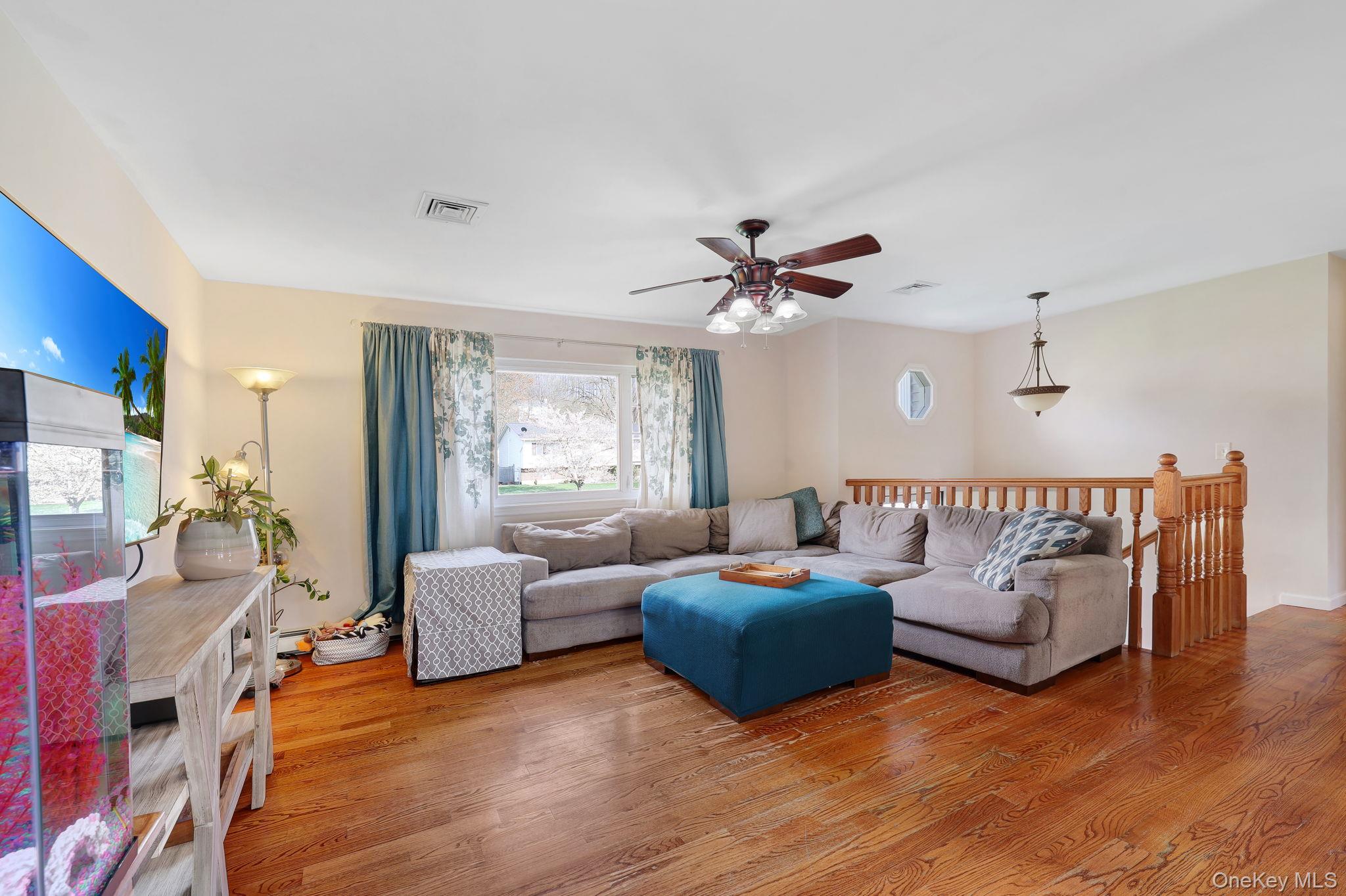 65 Maureen Drive – For Sale photo 12