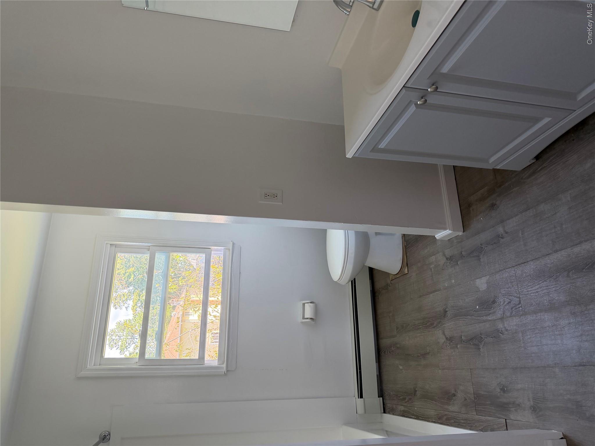 4 Cumberbach Street, Unit 2 photo 7