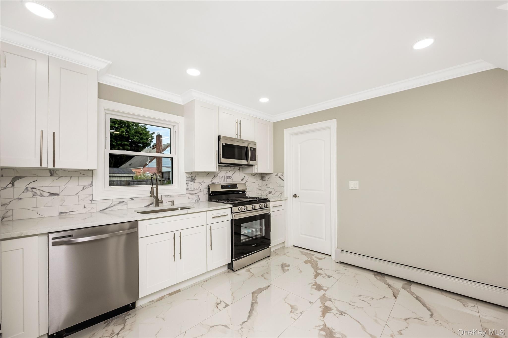 35 Park Boulevard – For Sale photo 6