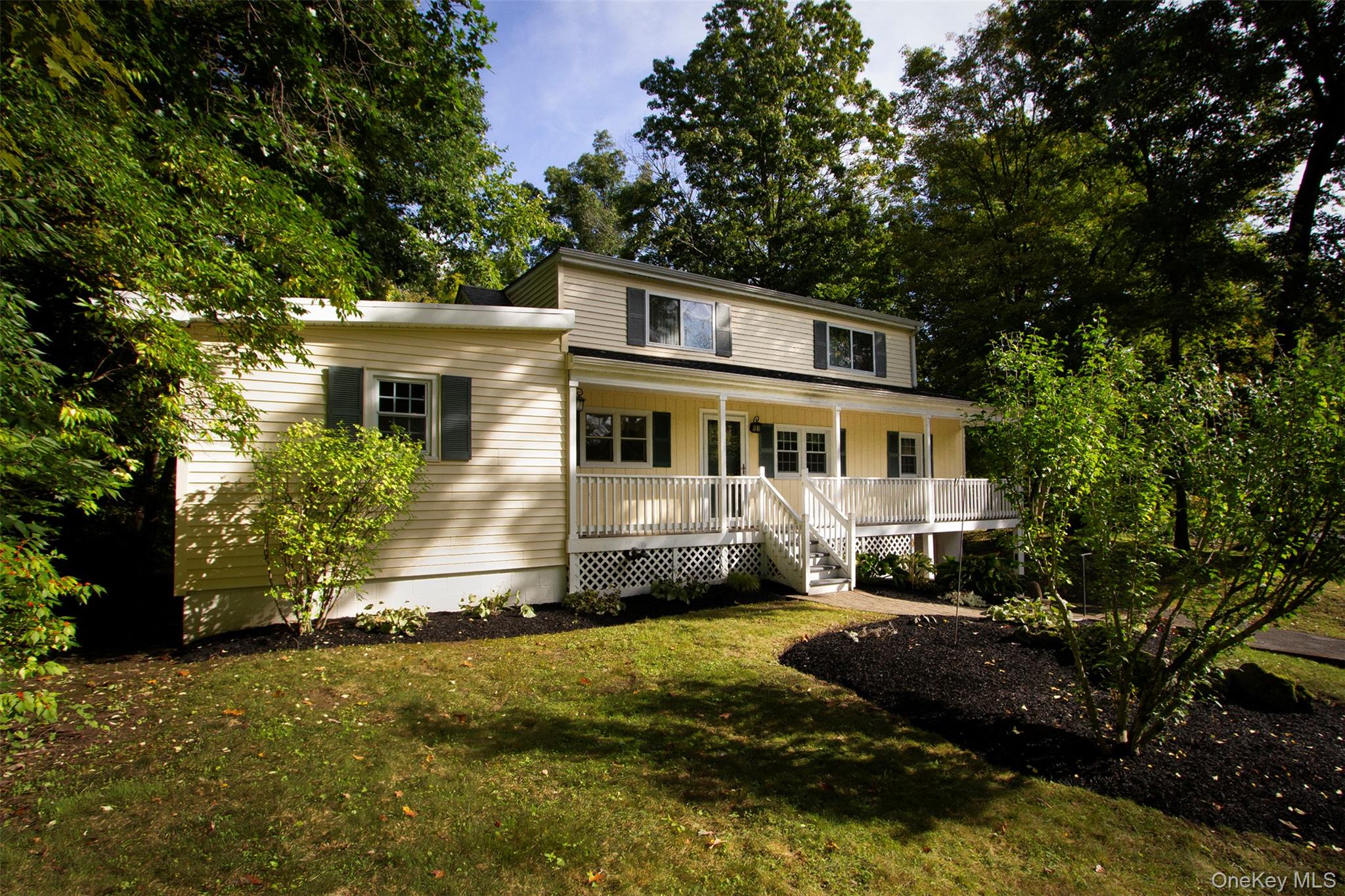 9 Horns Park Road – For Sale photo 2