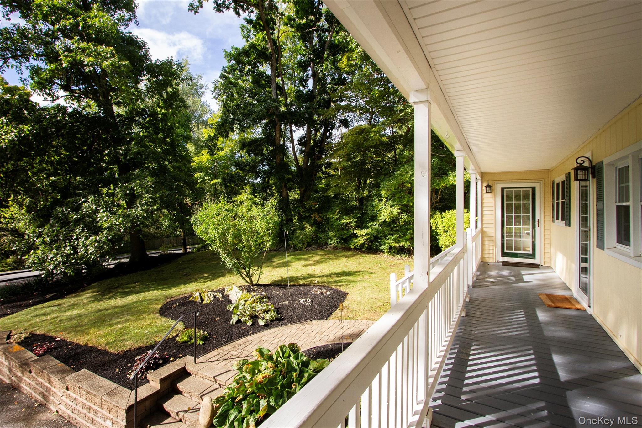 9 Horns Park Road – For Sale photo 3