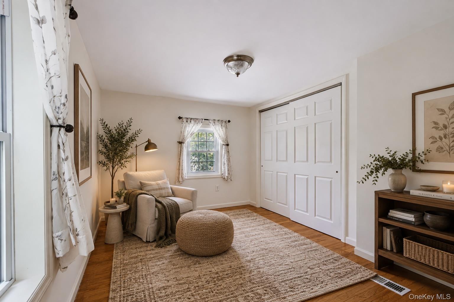 9 Horns Park Road – For Sale photo 13