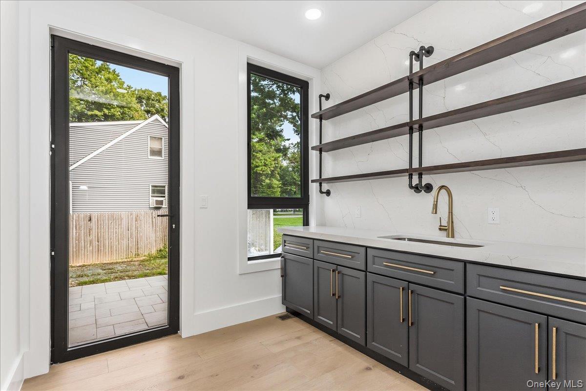 1080 Westminster Avenue – For Sale photo 15