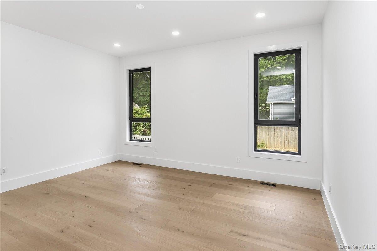 1080 Westminster Avenue – For Sale photo 16