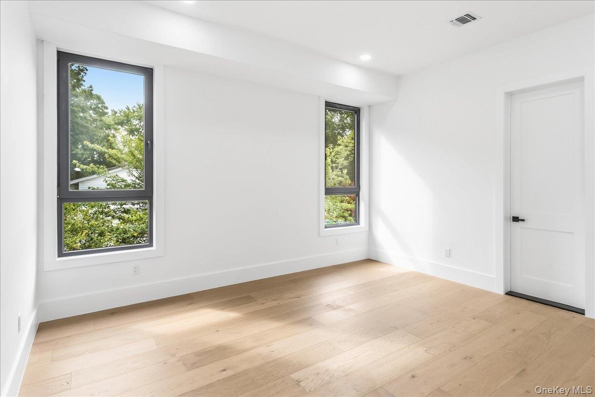 1080 Westminster Avenue – For Sale photo 37