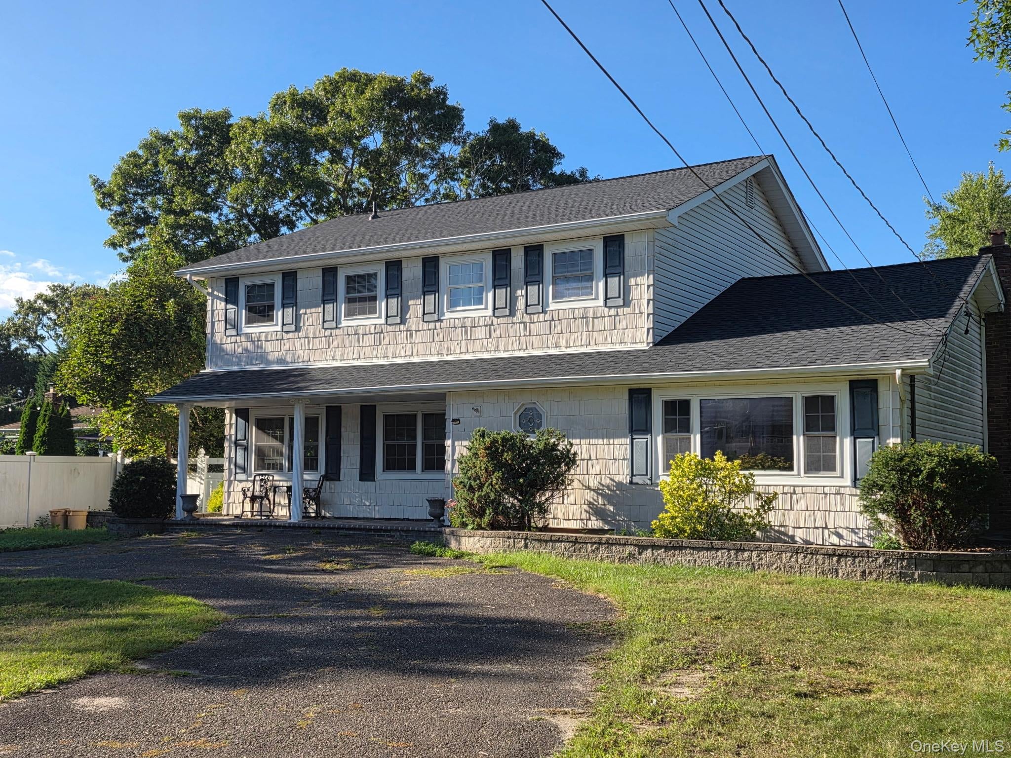 343 Mohawk Place – For Sale photo 3