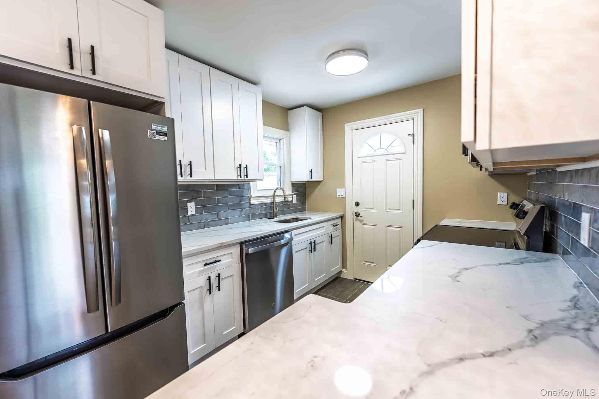 27 Park Lane – For Sale photo 5