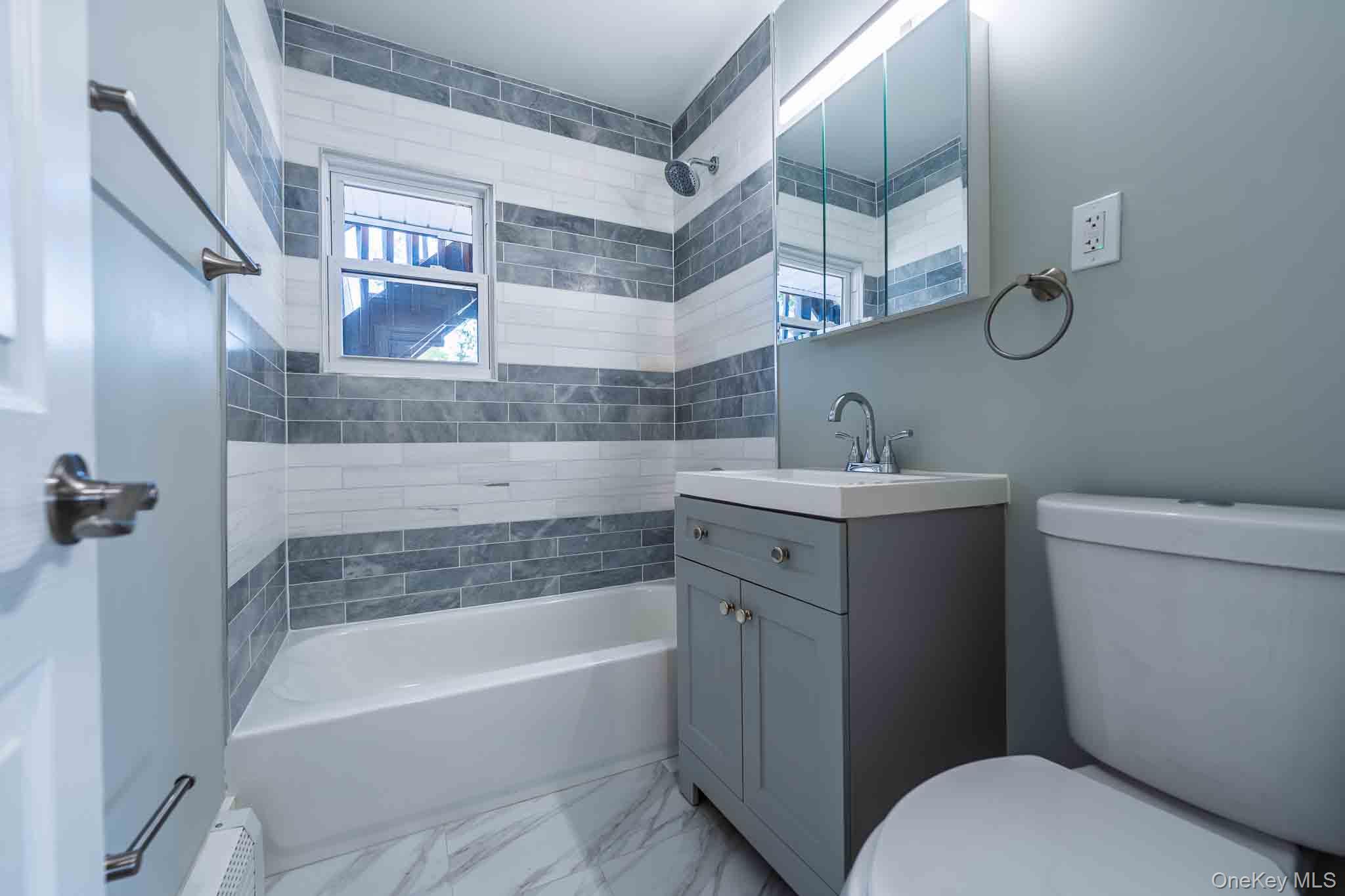 27 Park Lane – For Sale photo 11