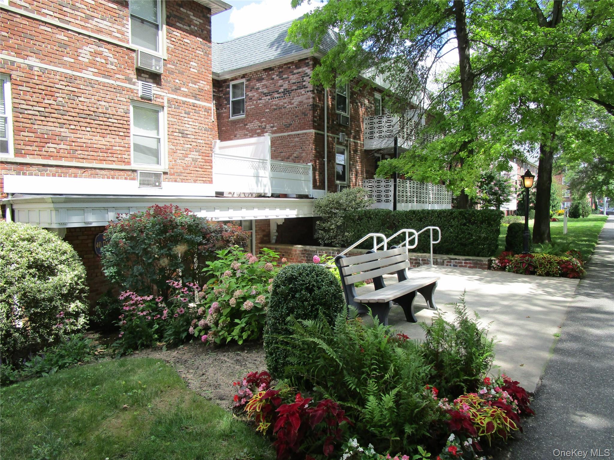 40 Daley Place, Unit 127