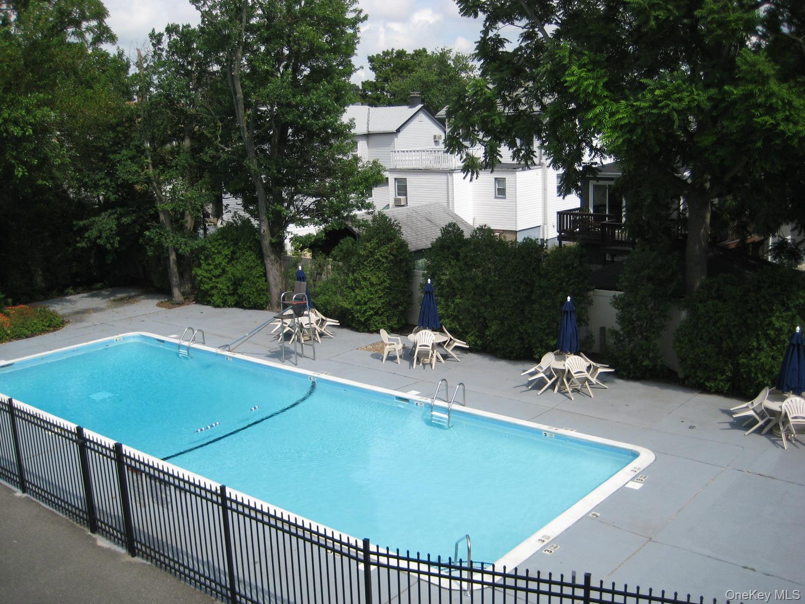 40 Daley Place, Unit 127 photo 32
