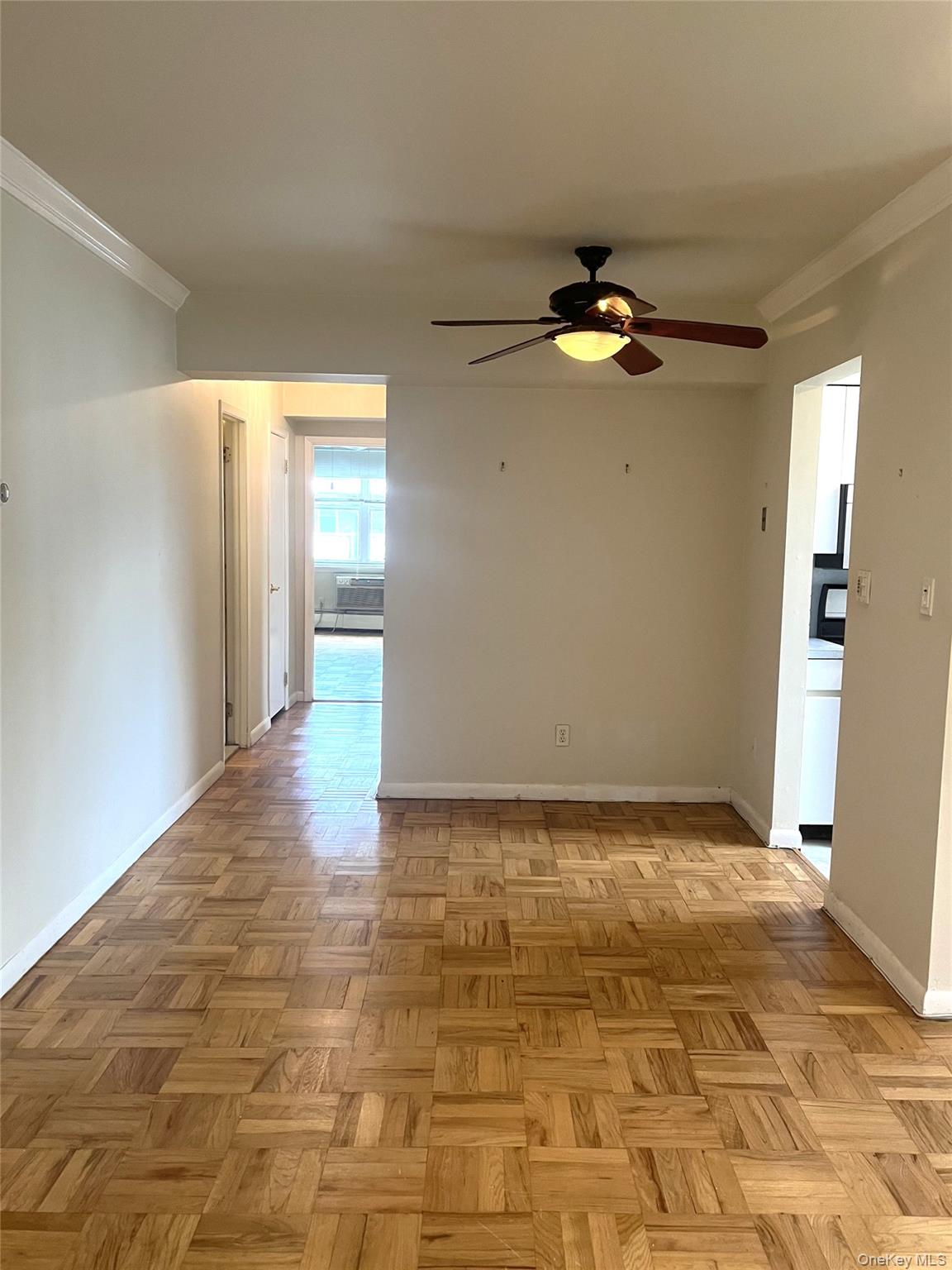 40 Daley Place, Unit 127 photo 6