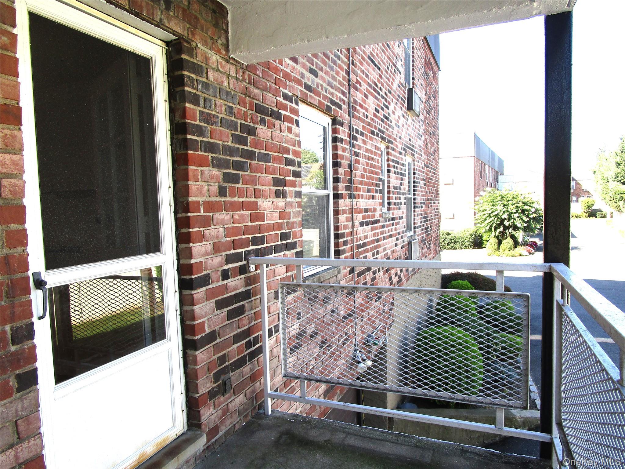 40 Daley Place, Unit 127 photo 27