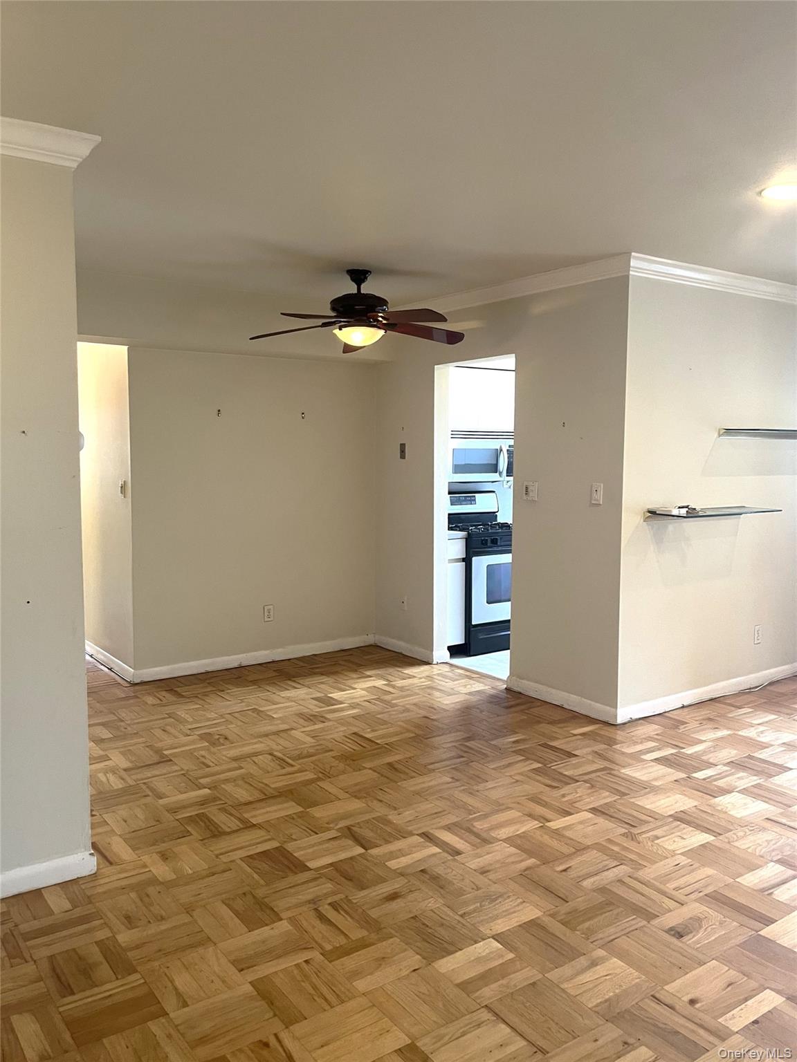 40 Daley Place, Unit 127 photo 3