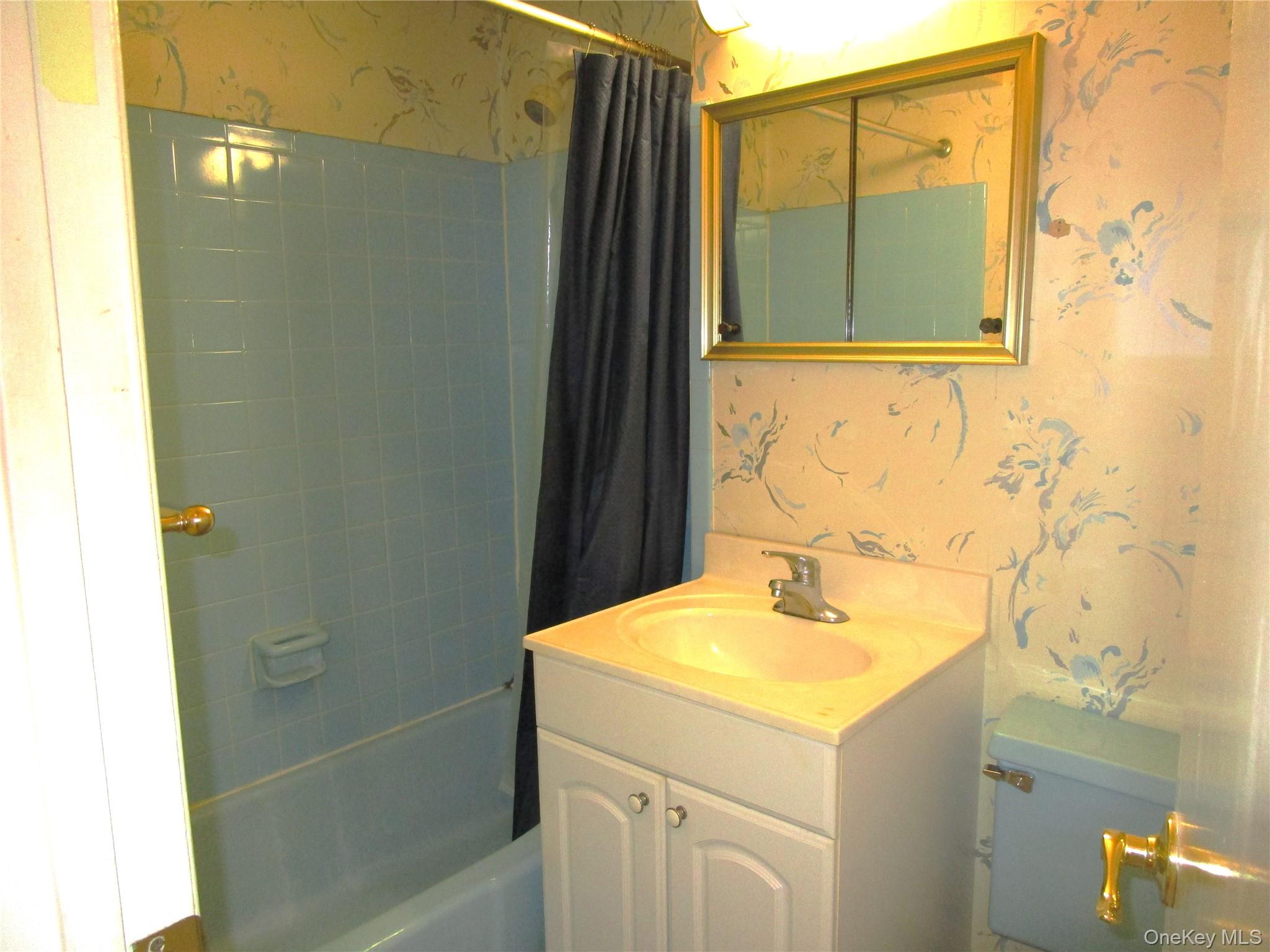 40 Daley Place, Unit 127 photo 17