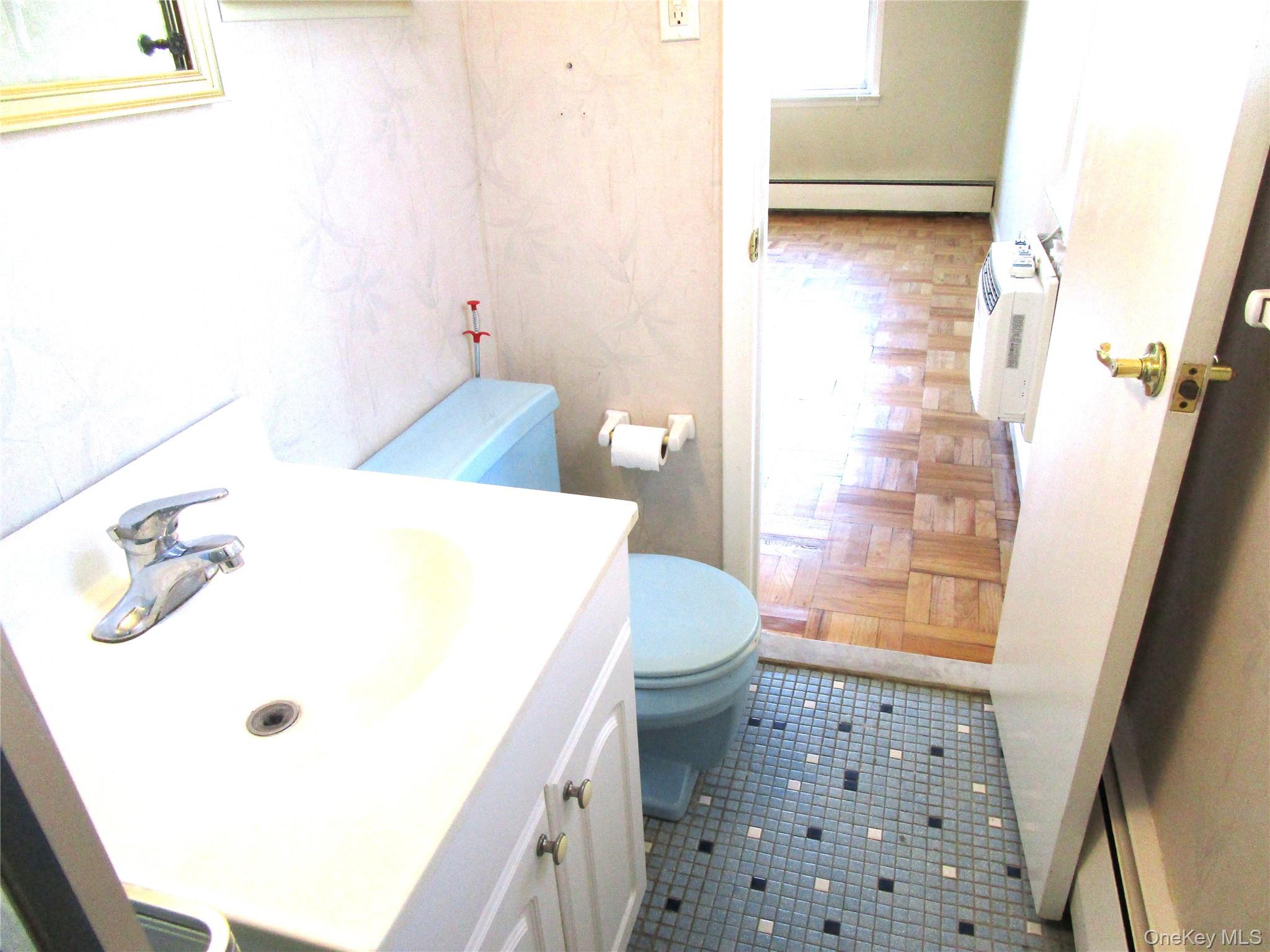 40 Daley Place, Unit 127 photo 26