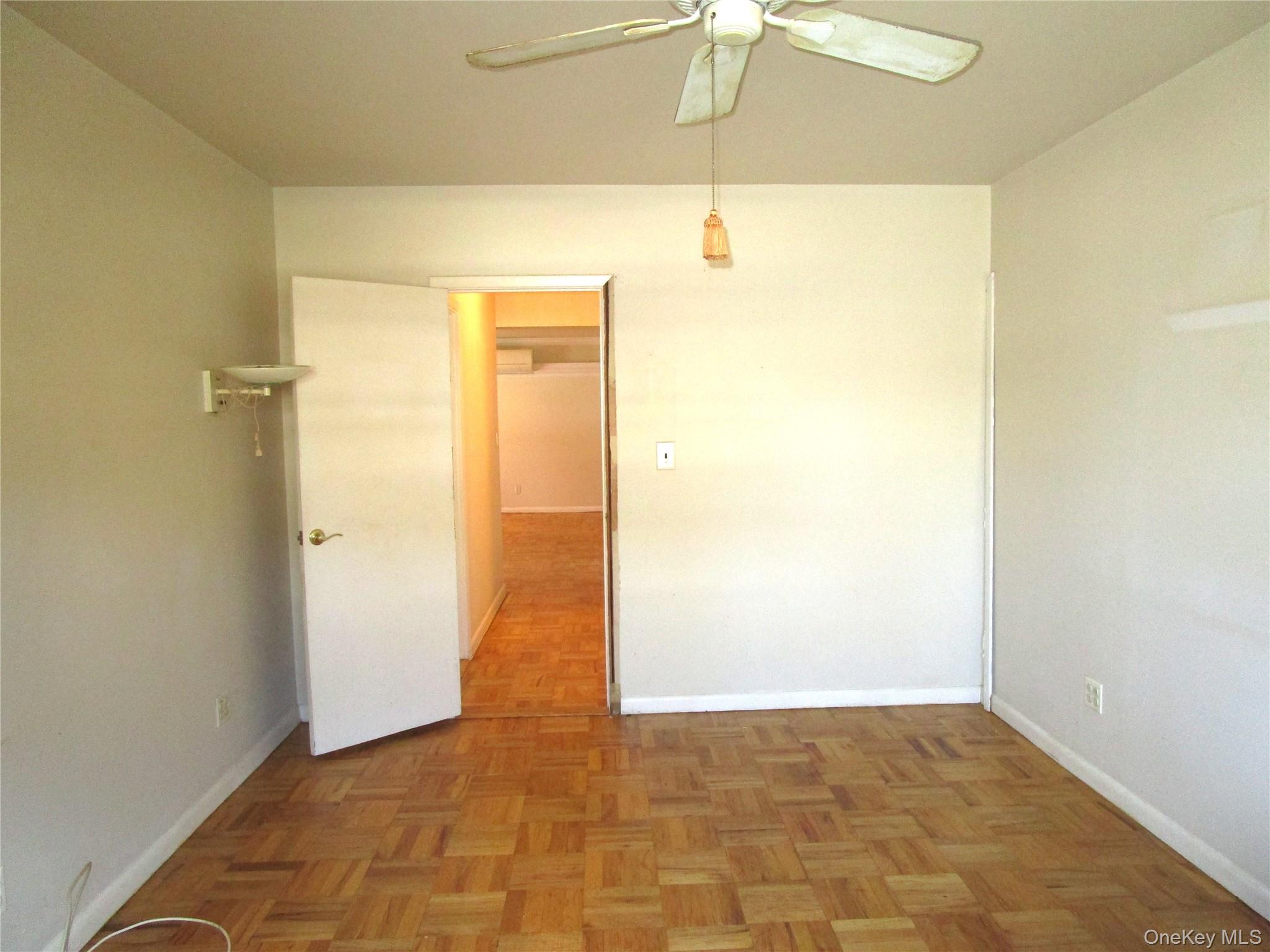 40 Daley Place, Unit 127 photo 19