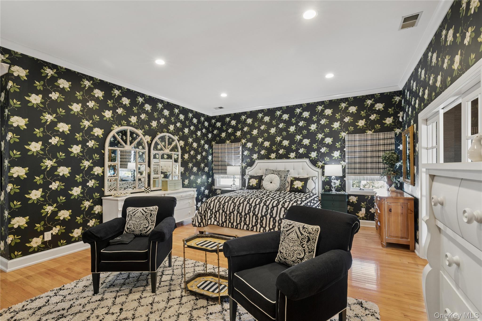 14 Esmond Avenue – For Sale photo 25