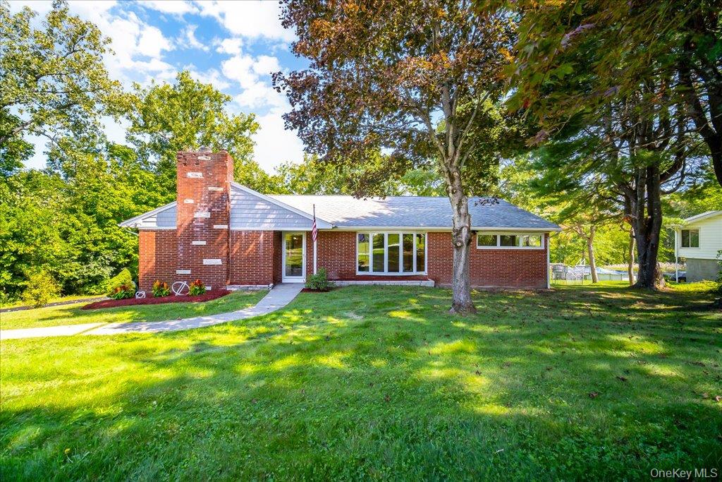 23 McIntosh Drive – For Sale