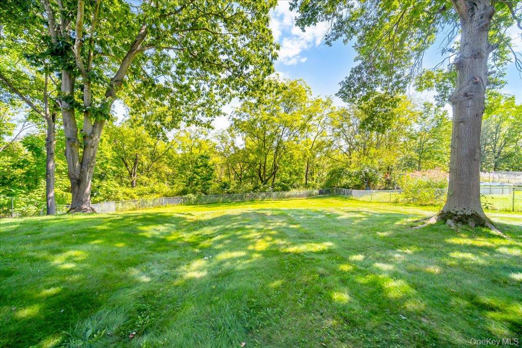 23 McIntosh Drive – For Sale photo 32