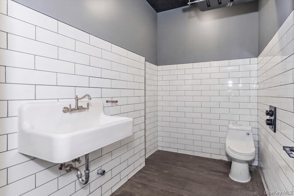 928 Straight Path Avenue – For Sale photo 14