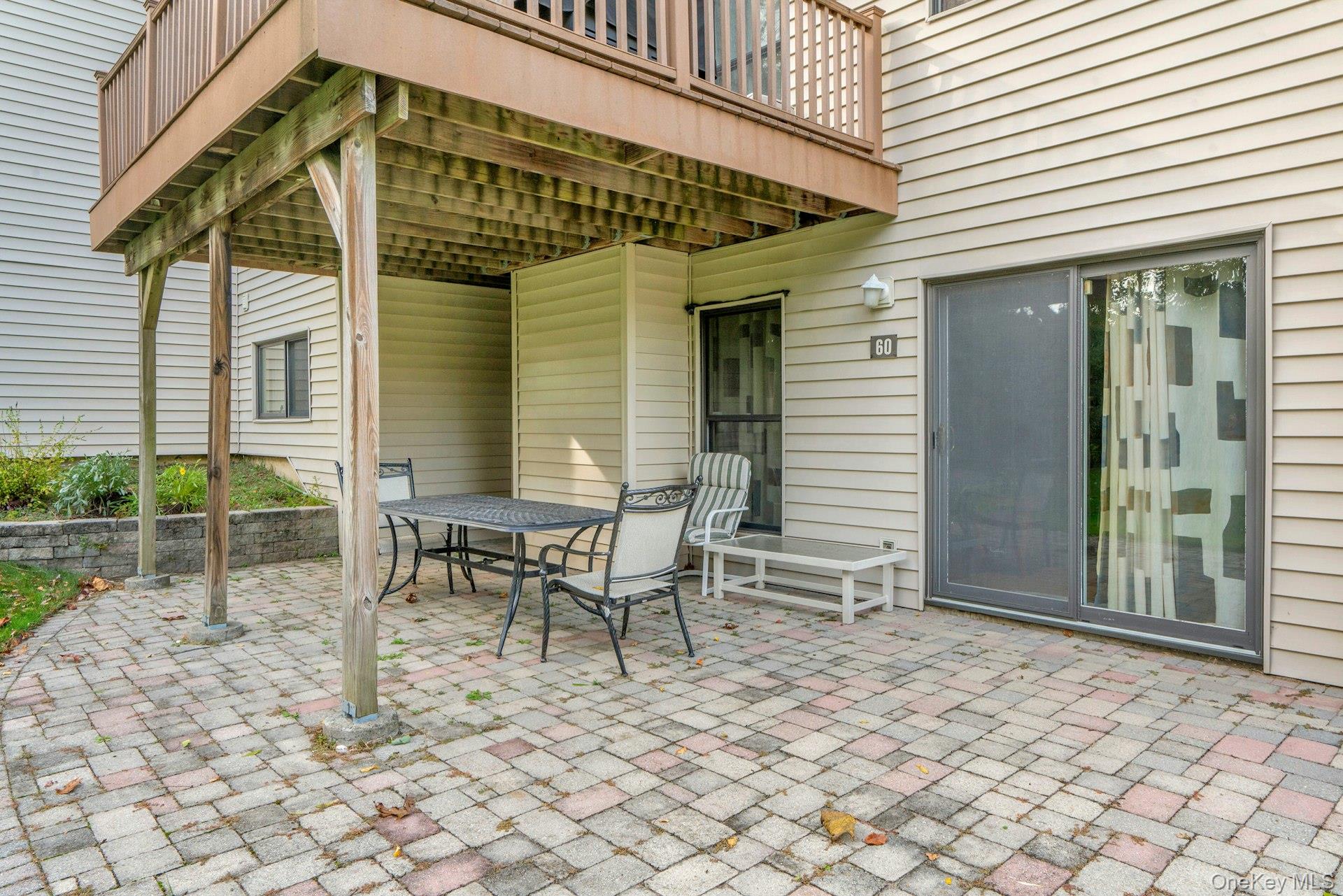 60 Chestnut Lane – For Sale photo 38