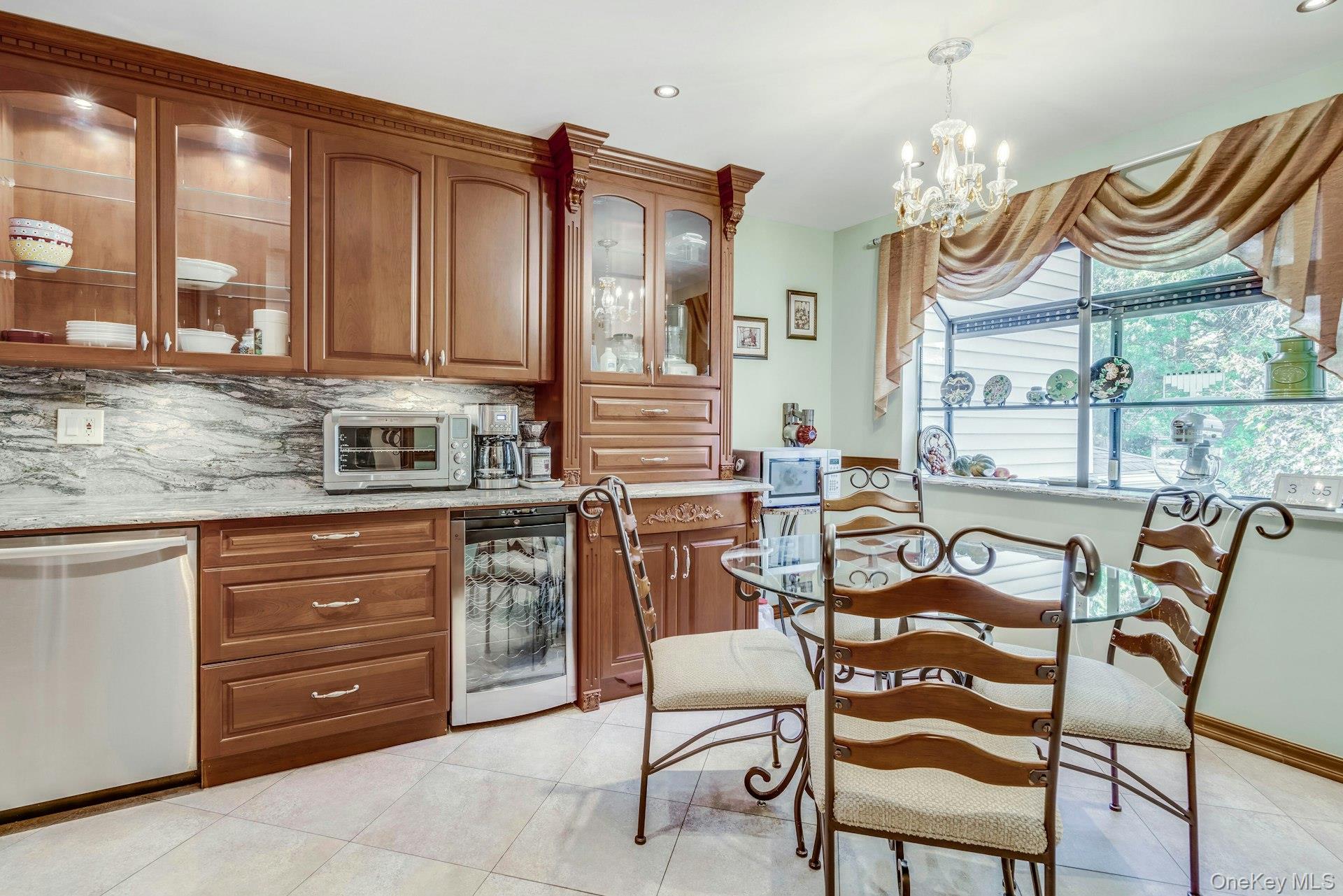60 Chestnut Lane – For Sale photo 11
