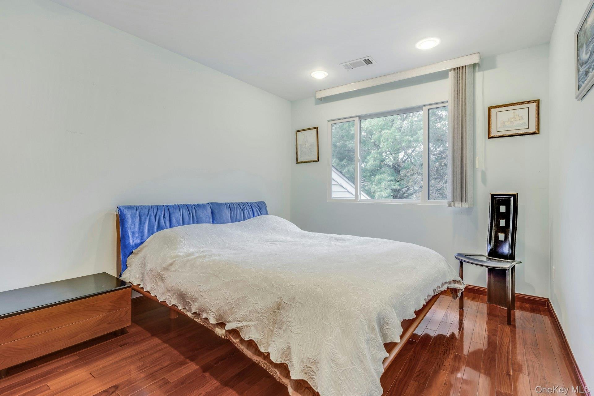 60 Chestnut Lane – For Sale photo 25