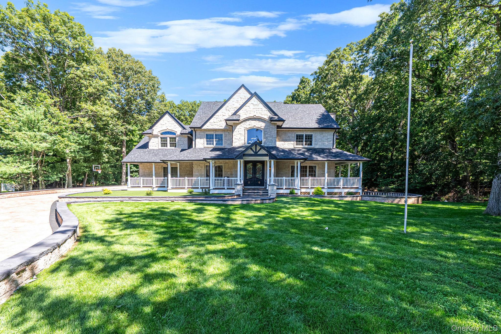3 Dionne Court – For Sale