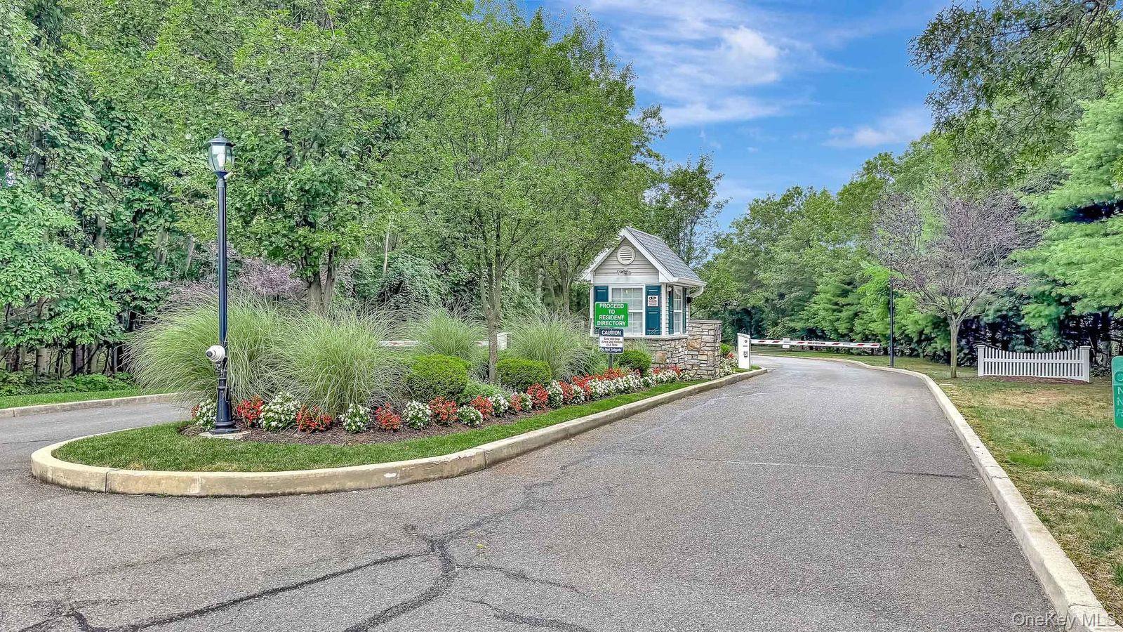 31 Willow Wood Drive – For Sale photo 3