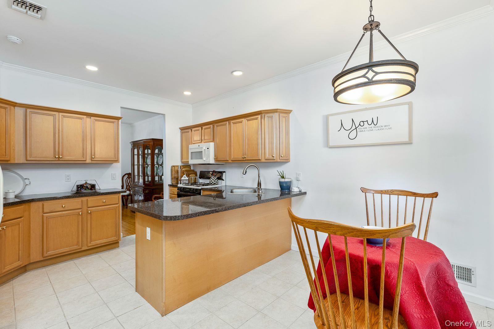 31 Willow Wood Drive – For Sale photo 9