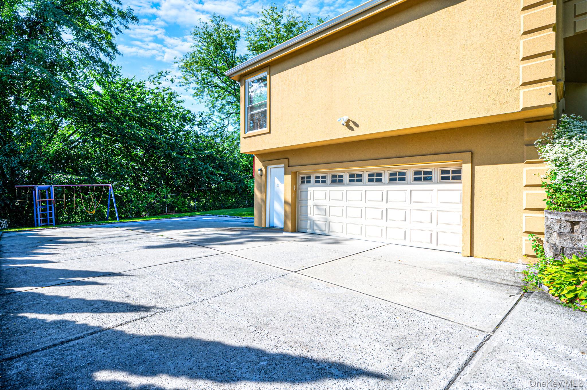 150 Mimosa Drive – For Sale photo 4