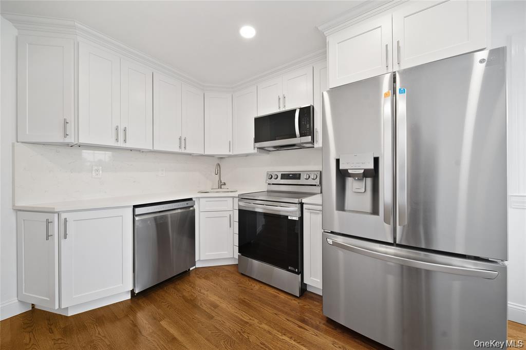 3914 Waverly Avenue, Unit 2 photo 4