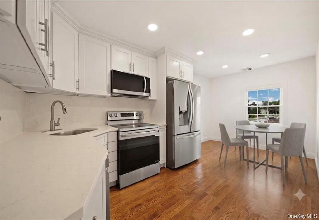 3914 Waverly Avenue, Unit 2 photo 3
