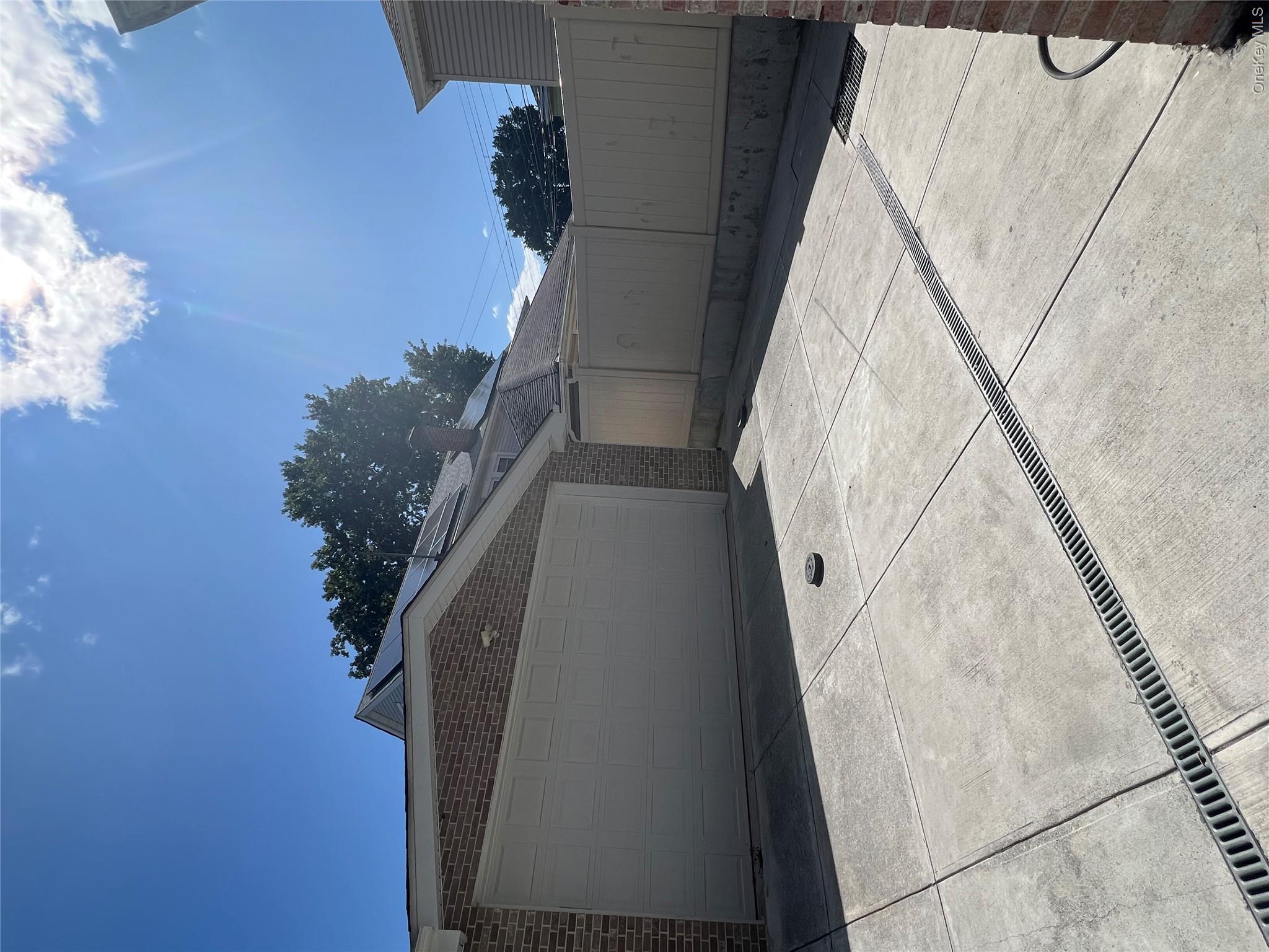 7-17 College Place – For Sale photo 5