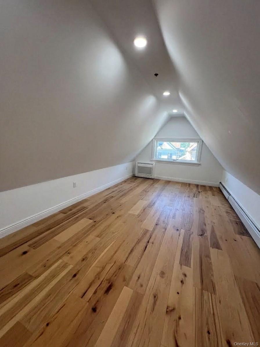 7-17 College Place – For Sale photo 16