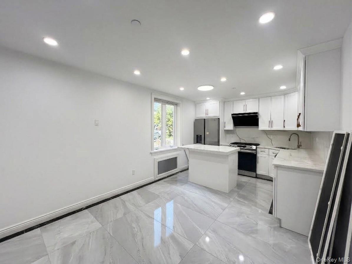 7-17 College Place – For Sale photo 10