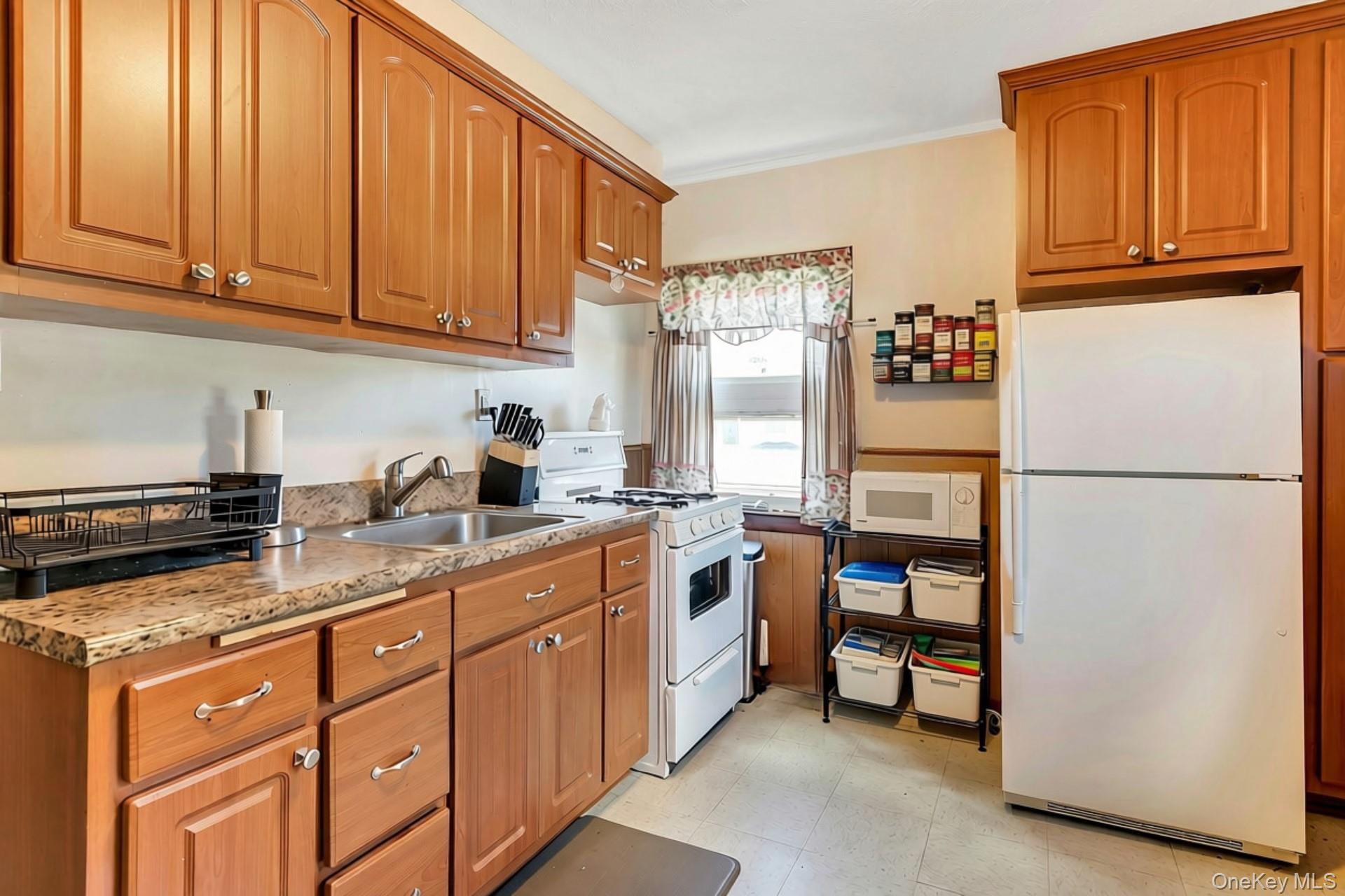 59 11th Street – For Sale photo 17