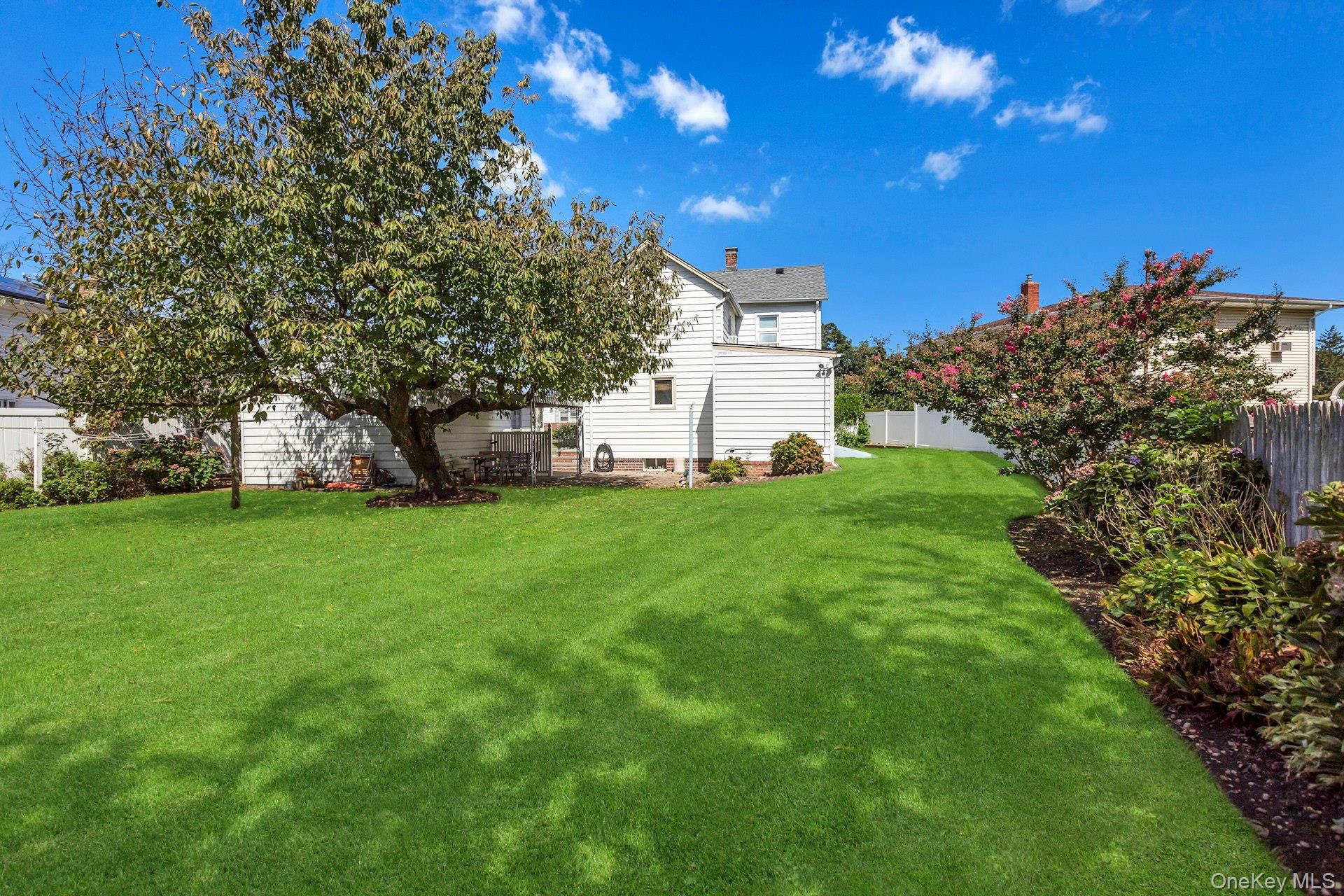 59 11th Street – For Sale photo 27