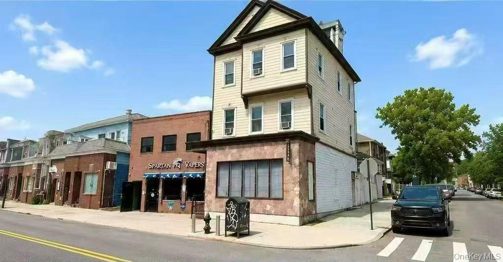 20-23 College Point Boulevard – For Rent