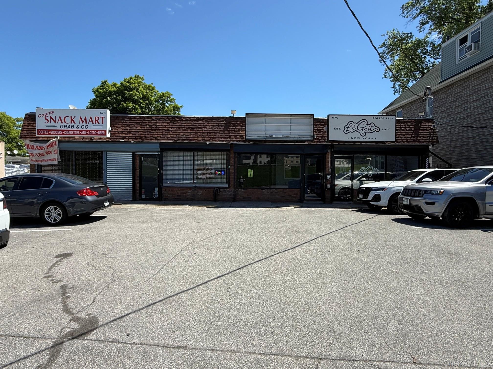 670 Central Park Avenue, Unit 4