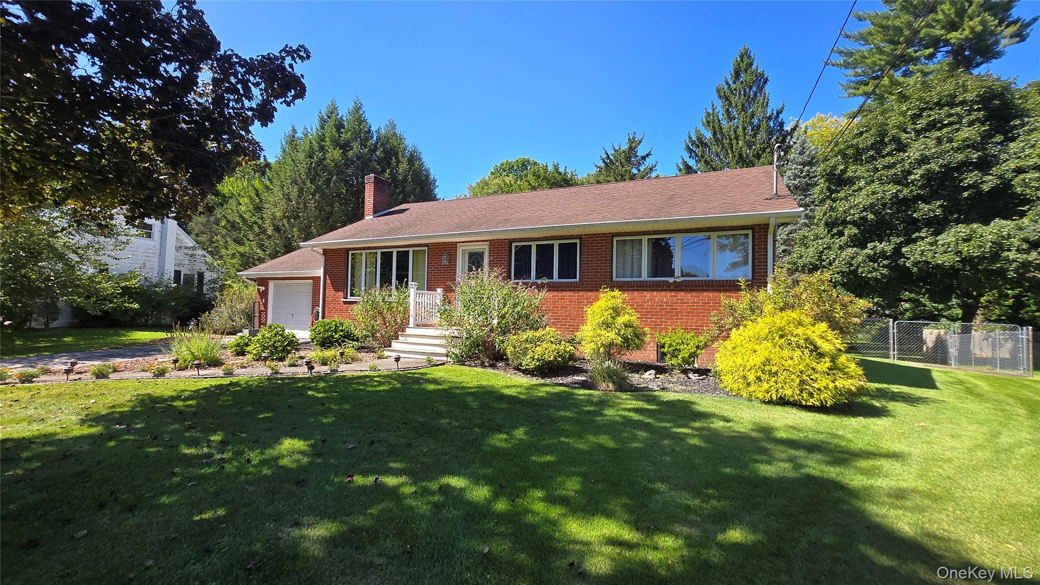 29 Kinry Road – For Sale photo 5
