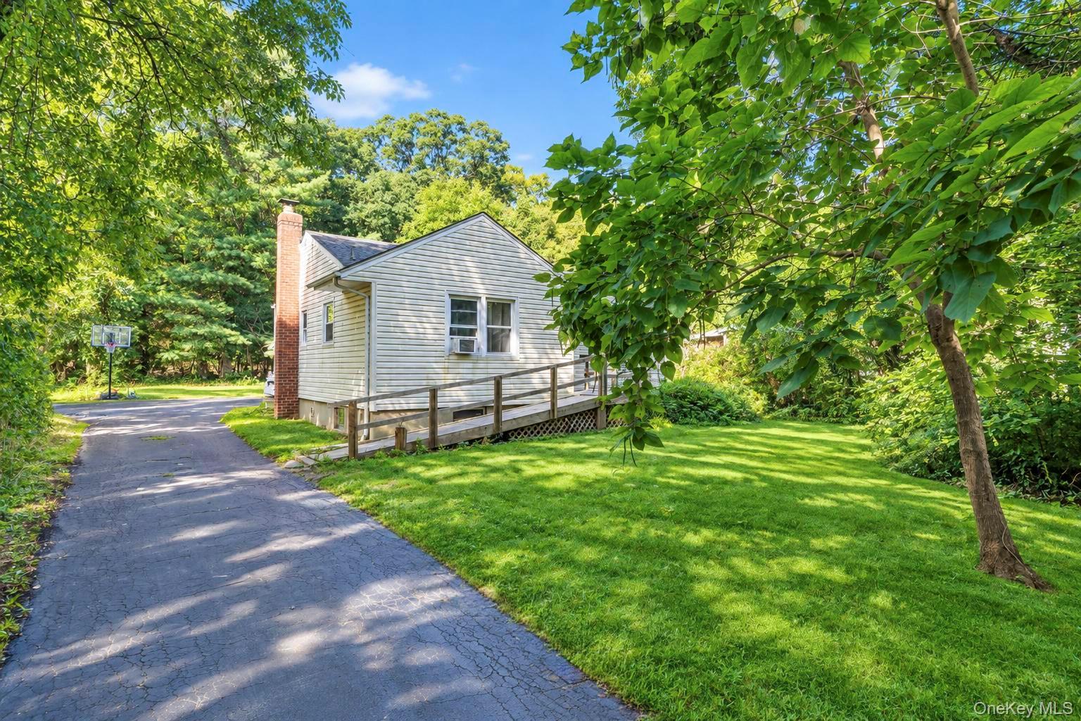 90 Daly Road – For Sale photo 3
