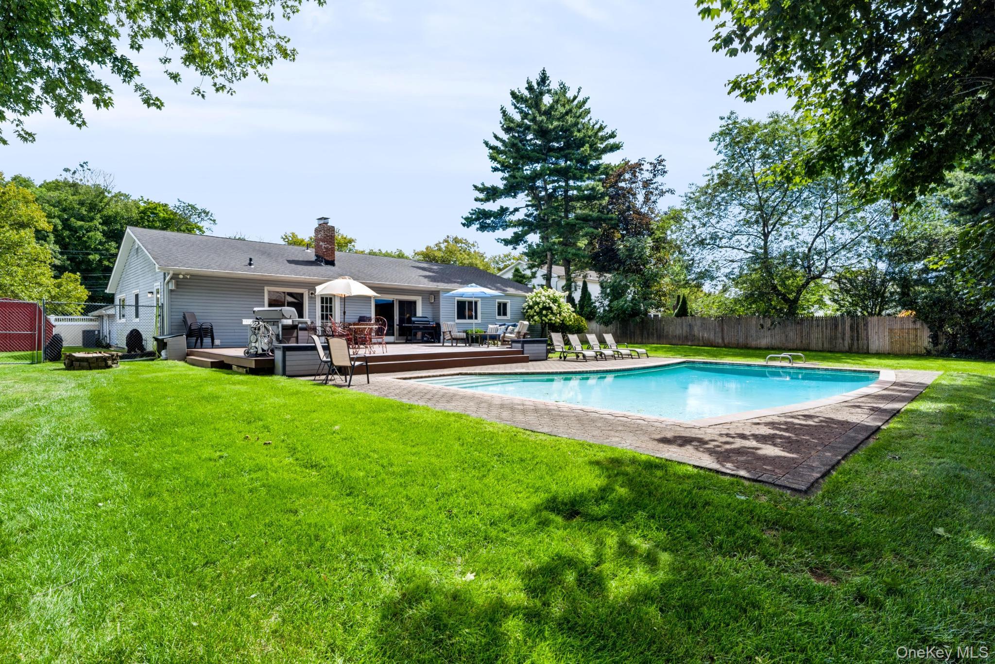 281 Town Line Road – For Sale photo 32