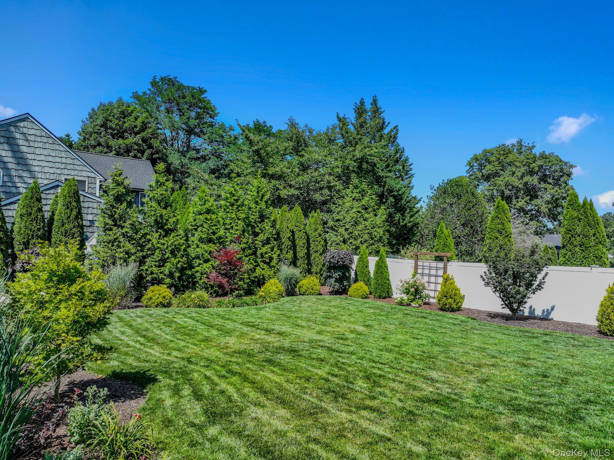 11 Jean Lane – For Sale photo 36