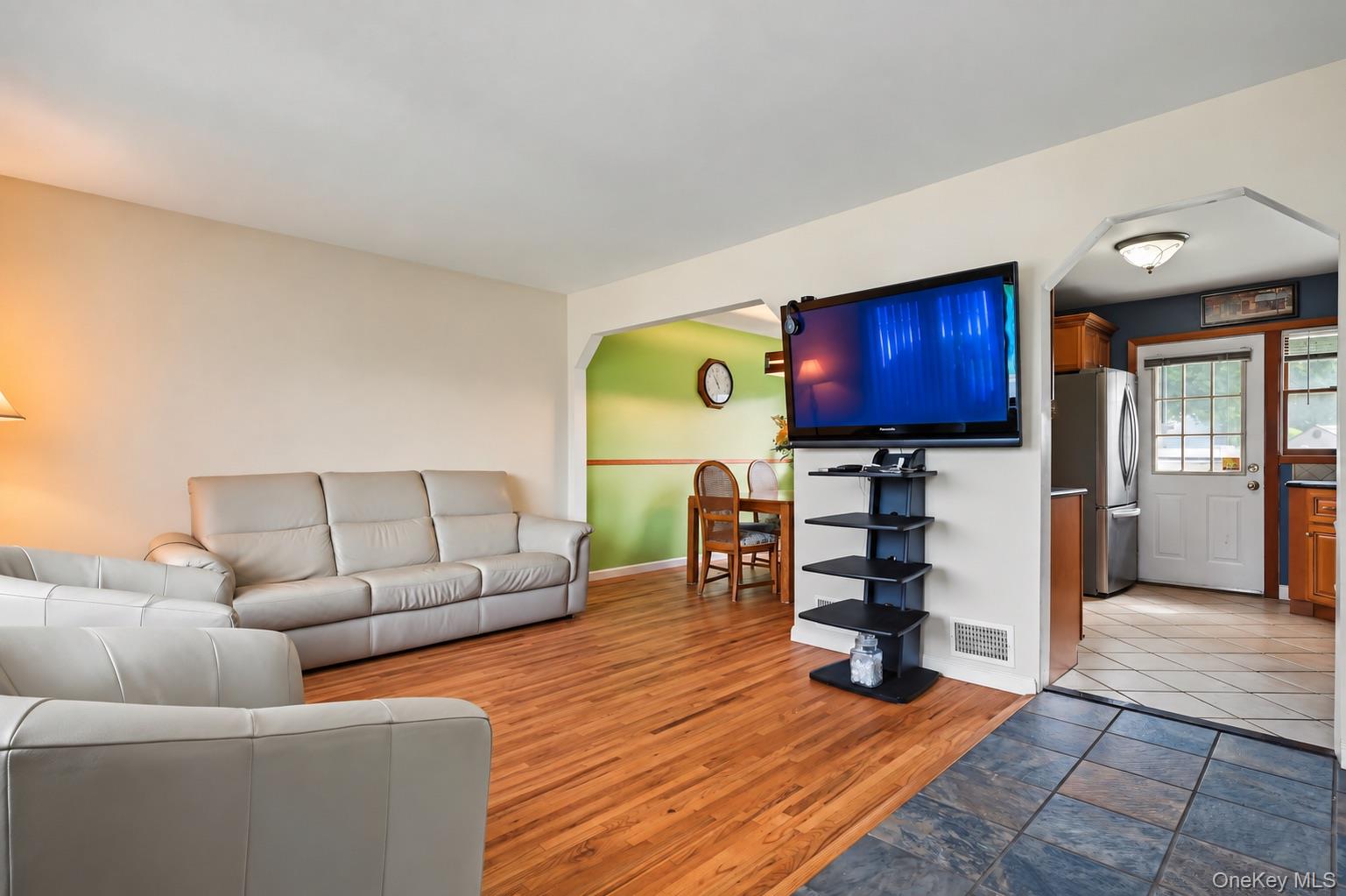 15 Scholl Drive – For Sale photo 10