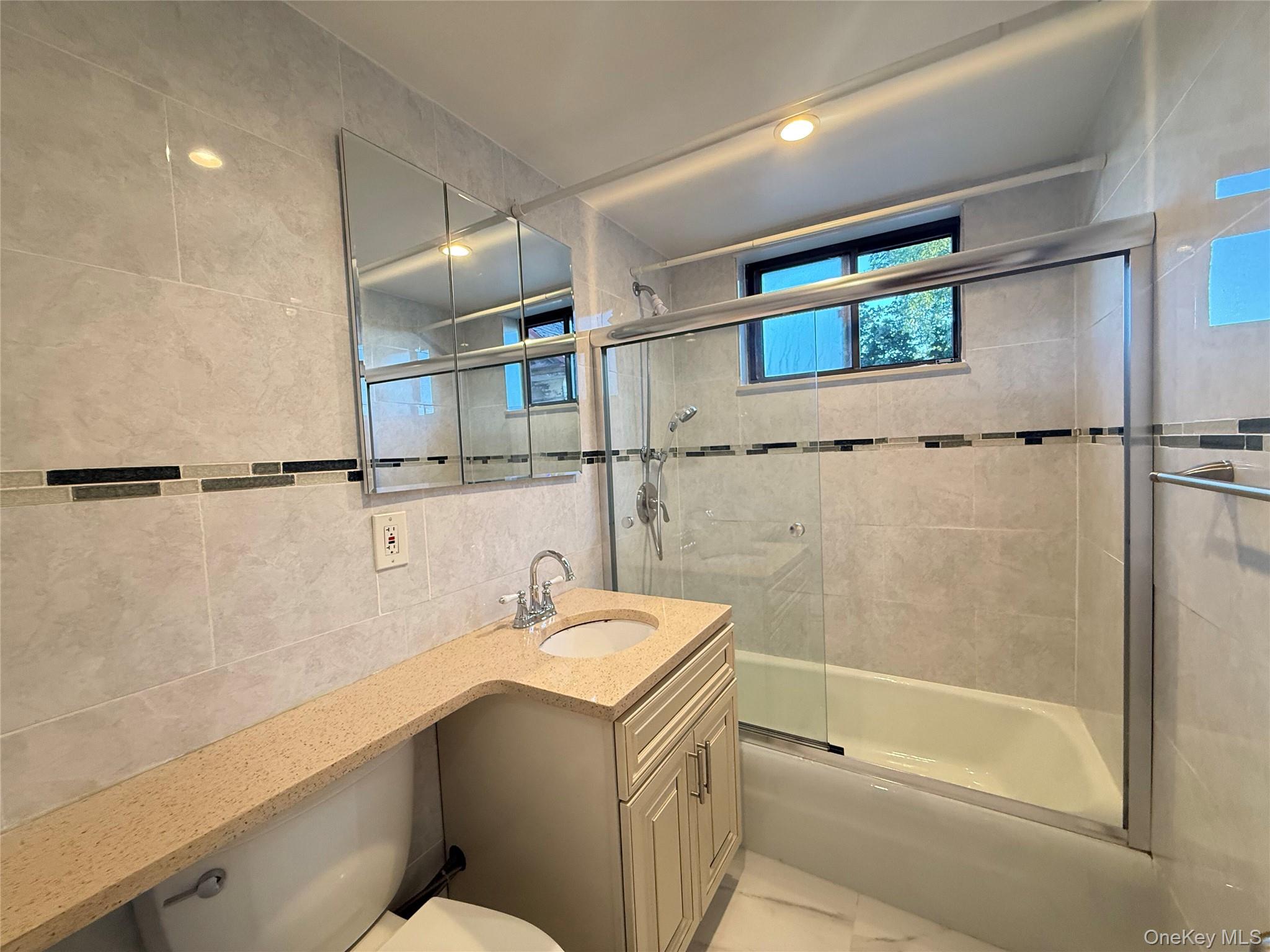 170-20 Crocheron Avenue, Unit 203 photo 8