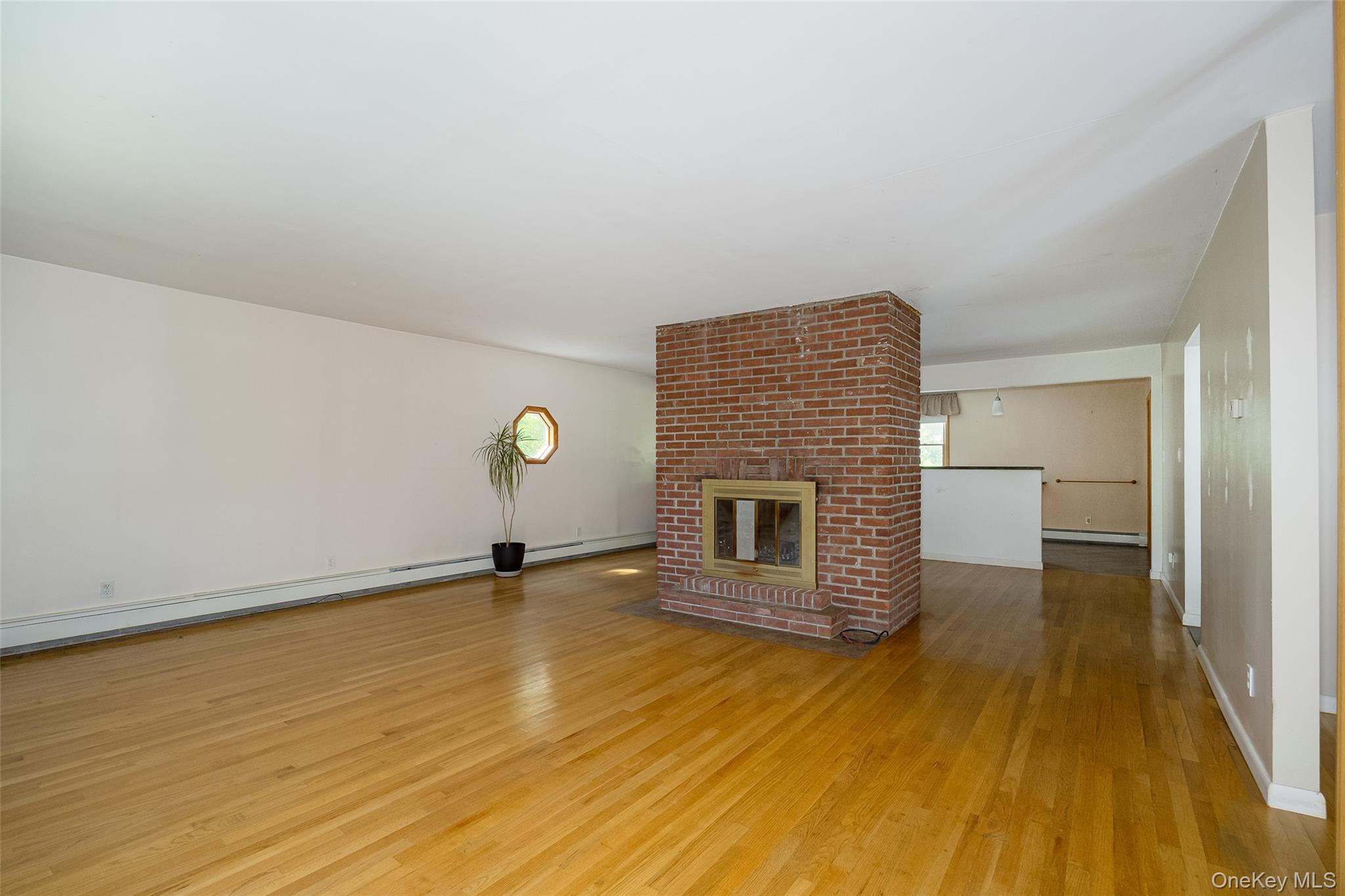 226 Charwill Drive – For Sale photo 9